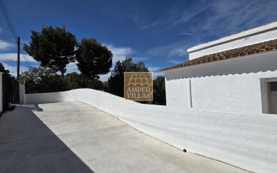 Villa in the Sierra of Altea, close to the golfcourse.